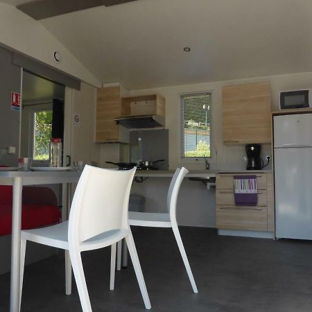 Camping Lou Gourdan Hotel พูเจต-เทนิแยร์ ภายนอก รูปภาพ