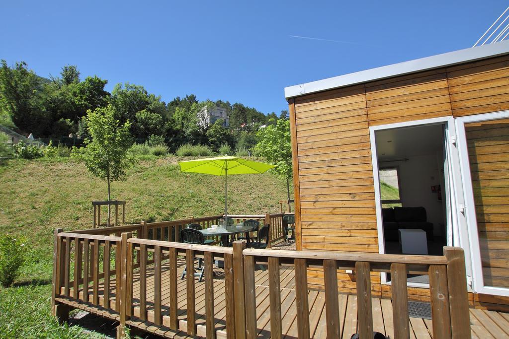 Camping Lou Gourdan Hotel พูเจต-เทนิแยร์ ภายนอก รูปภาพ