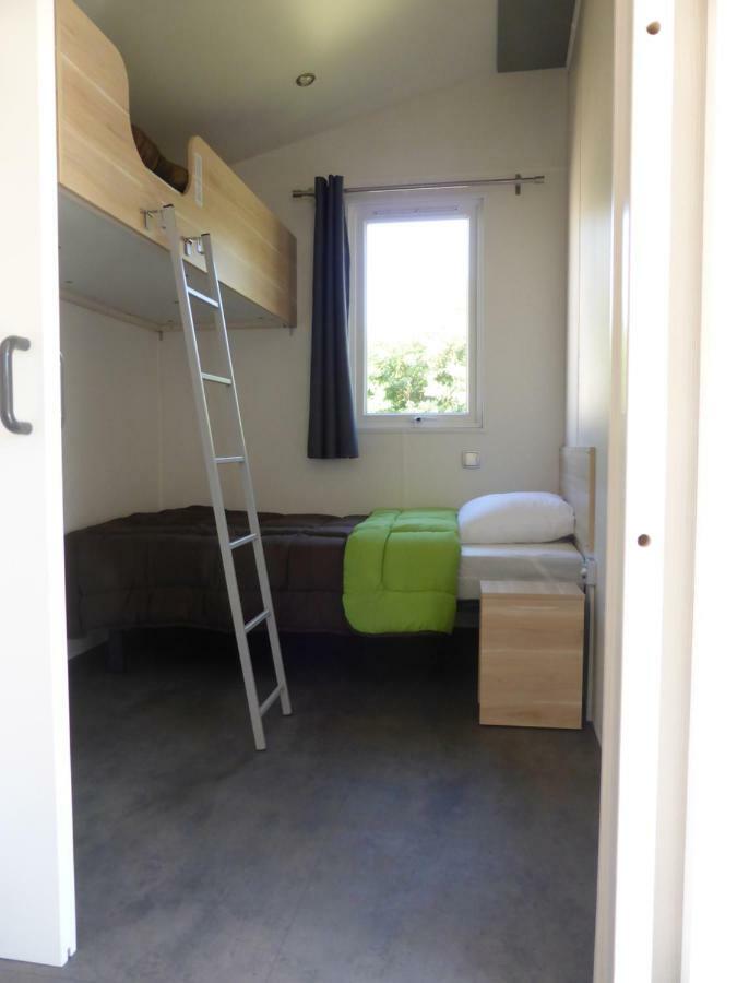 Camping Lou Gourdan Hotel พูเจต-เทนิแยร์ ภายนอก รูปภาพ